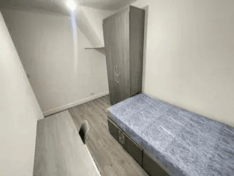  Lees Hall Crescent, Manchester - Image 2