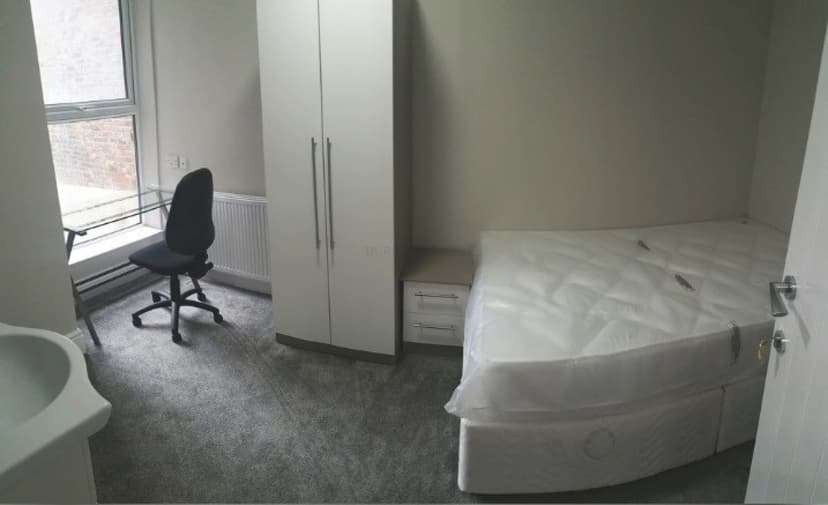 Amherst Road - Image 6