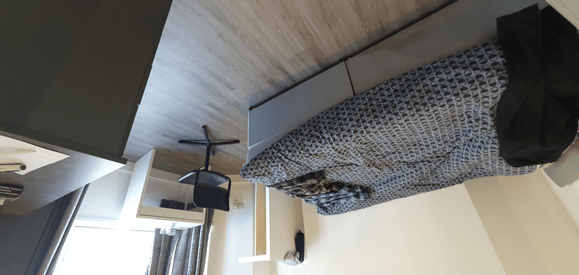  Malefant Street, Cardiff - Image 2