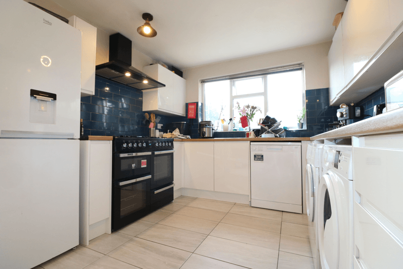 Harriet Street, Cathays, Cardiff - Image 5