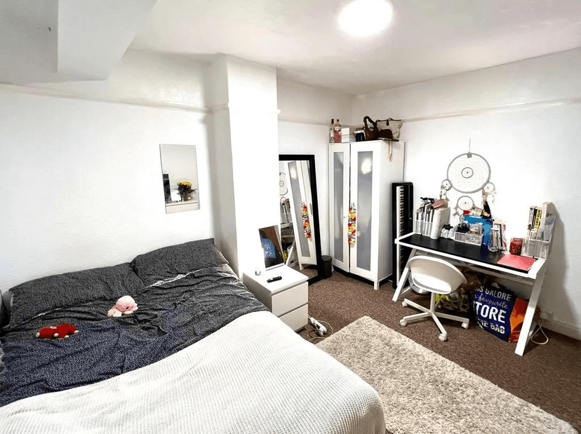 Derwentwater Terrace, Leeds - Image 2