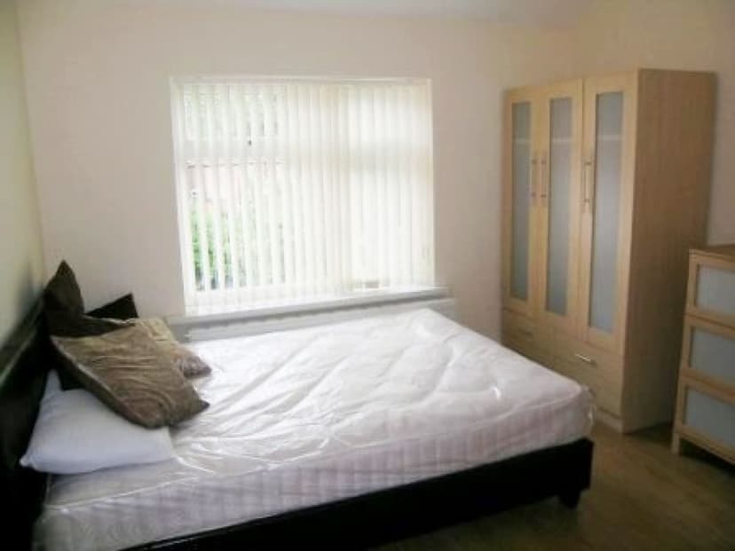 Mauldeth Road - Image 2