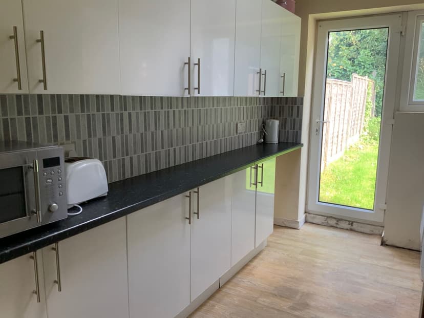 Clifton Avenue - Image 1