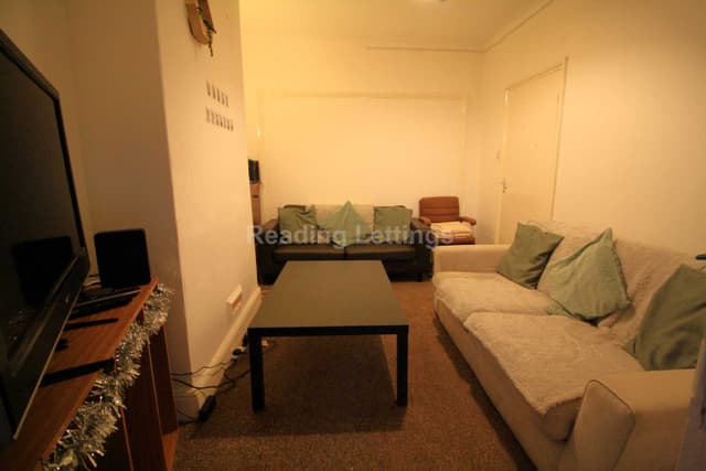 BLENHEIM ROAD - Image 8