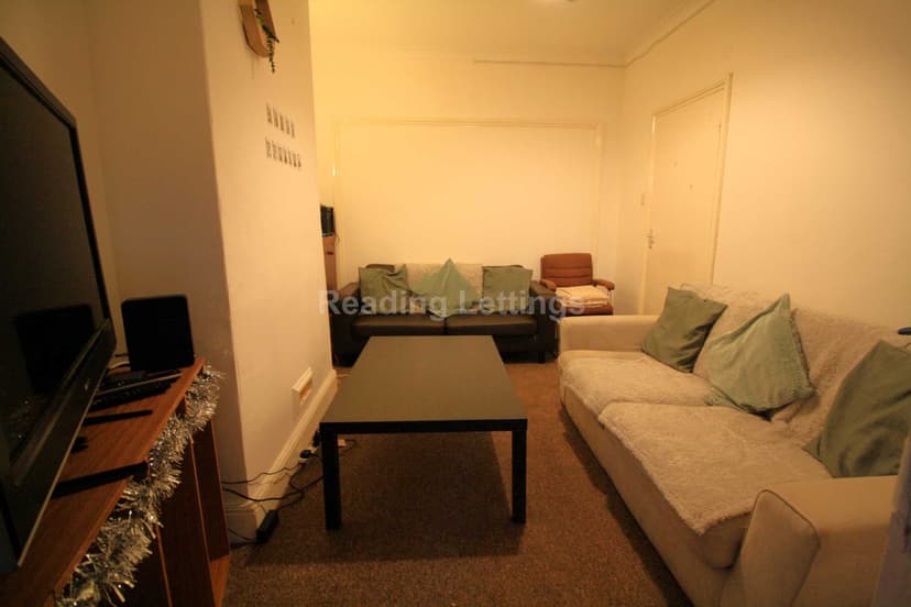 BLENHEIM ROAD - Image 8