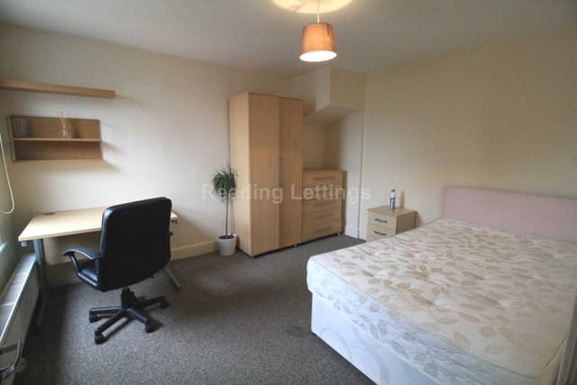 DONNINGTON GARDENS - Image 6