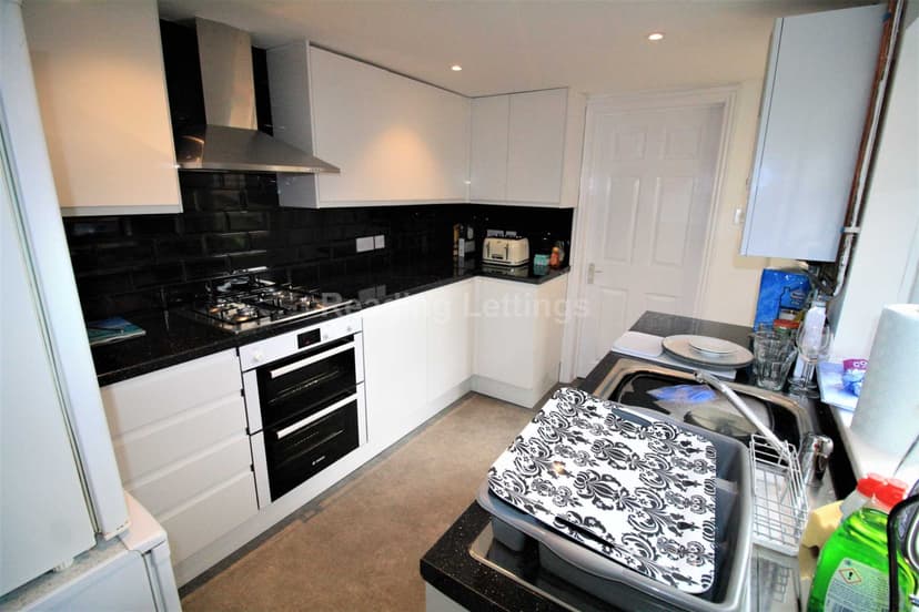 HATHERLEY ROAD - Image 2