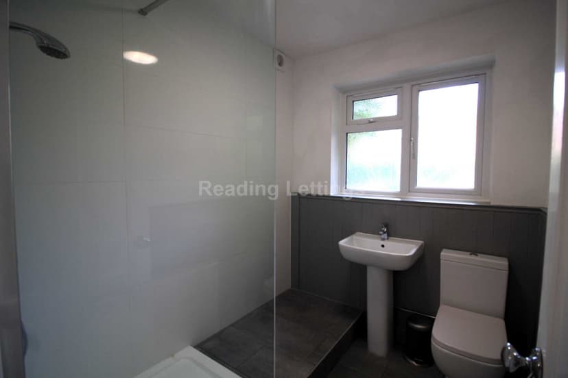 BRIGHTON ROAD - Image 5