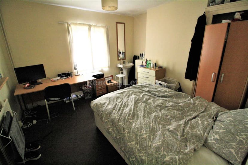 ADDINGTON ROAD - Image 6