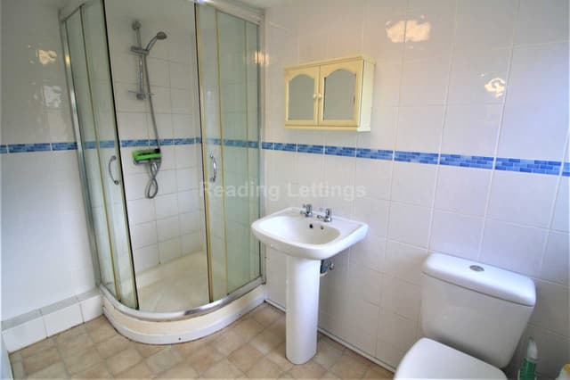 BLENHEIM ROAD - Image 10