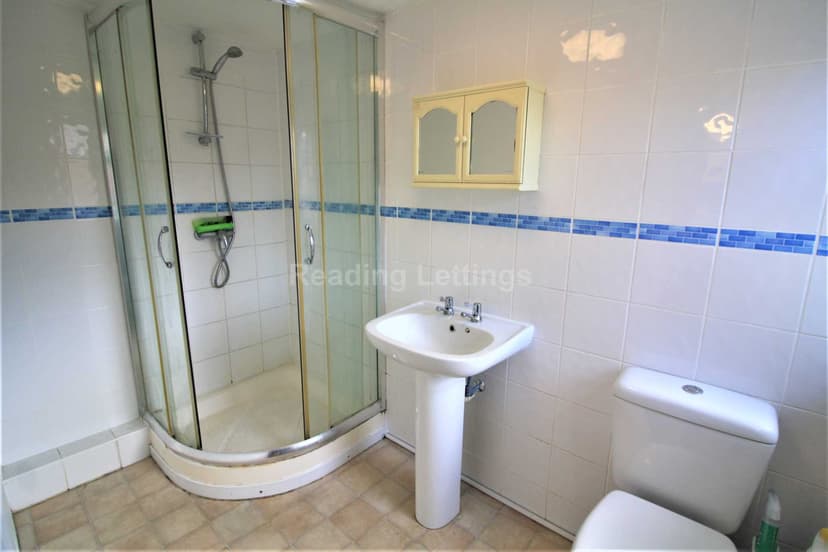 BLENHEIM ROAD - Image 10