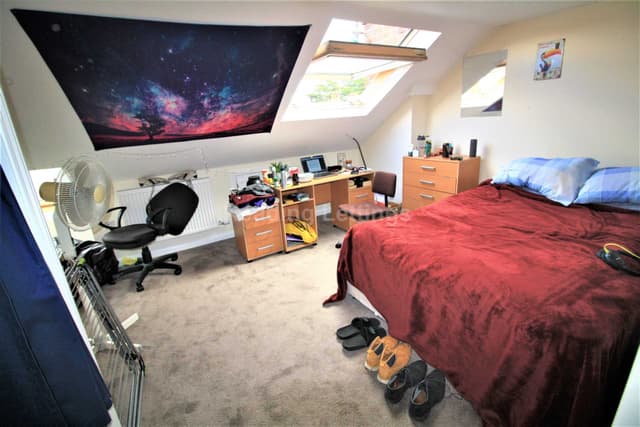 BLENHEIM ROAD - Image 12