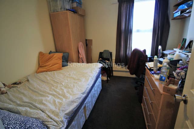 ST PETERS ROAD - Image 8