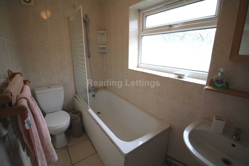 DE BEAUVOIR ROAD - Image 11