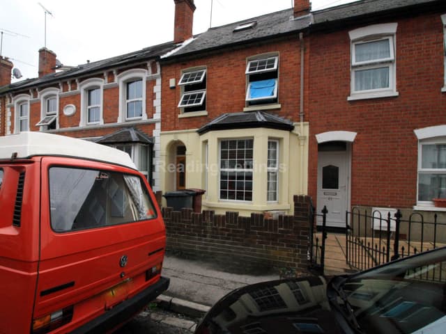 BLENHEIM ROAD - Image 1