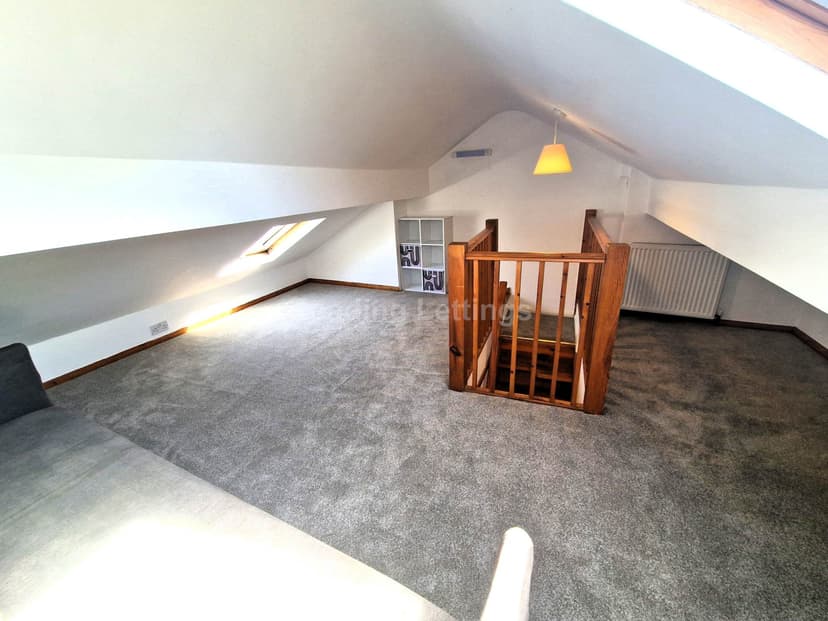 CARNARVON ROAD - Image 11