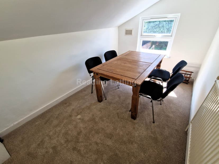 CARNARVON ROAD - Image 7