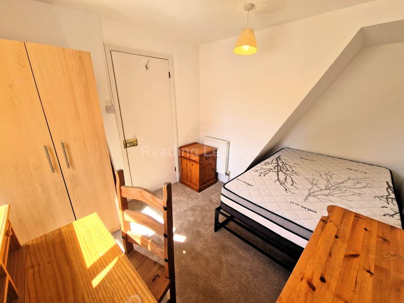 CARNARVON ROAD - Image 8