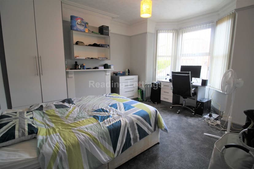 ERLEIGH ROAD - Image 2