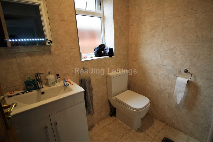 ERLEIGH ROAD - Image 8