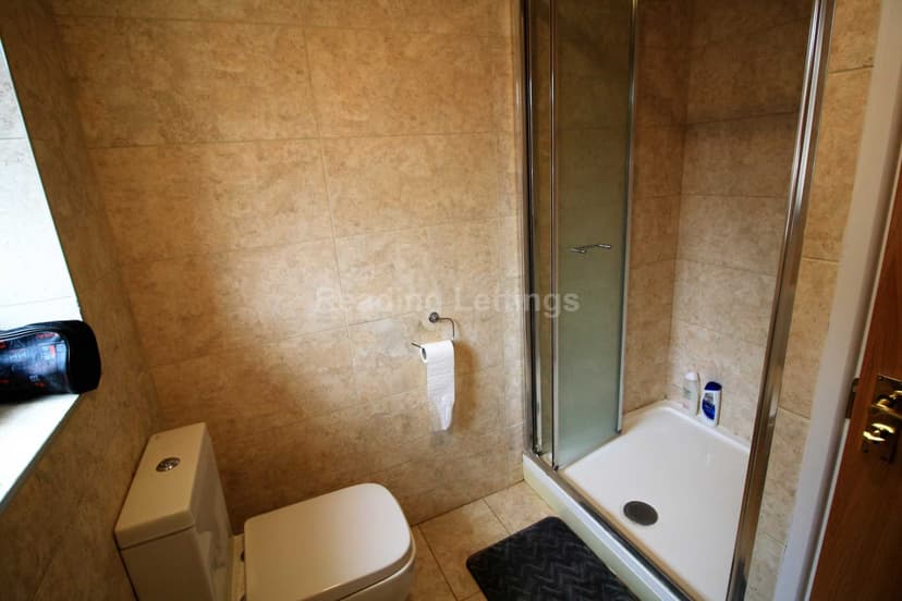 ERLEIGH ROAD - Image 9