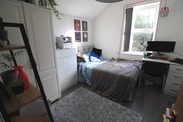 PALMER PARK AVENUE - Image 10