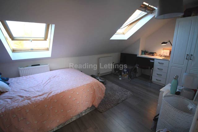 PALMER PARK AVENUE - Image 12