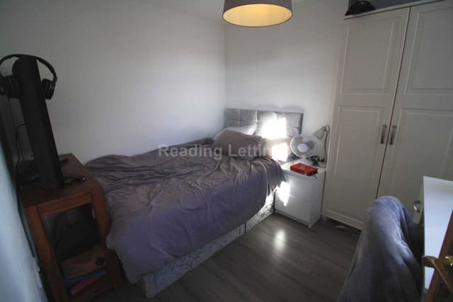 PALMER PARK AVENUE - Image 13