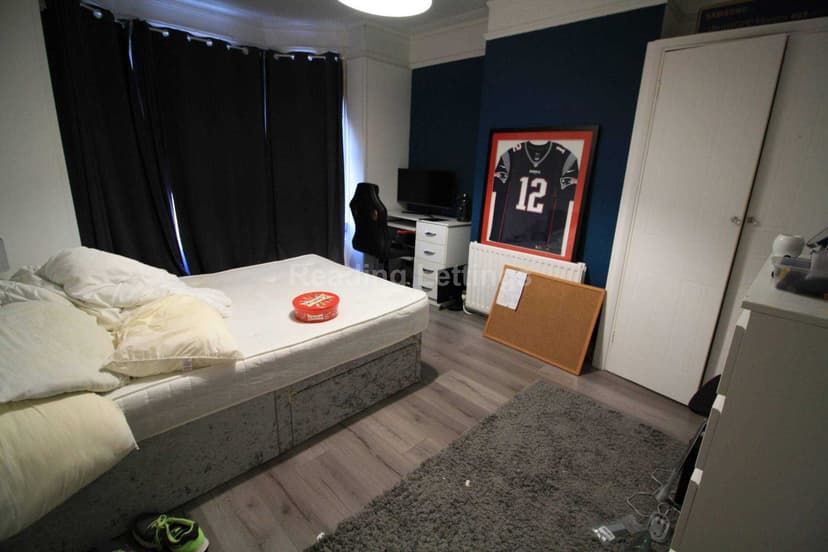 PALMER PARK AVENUE - Image 2