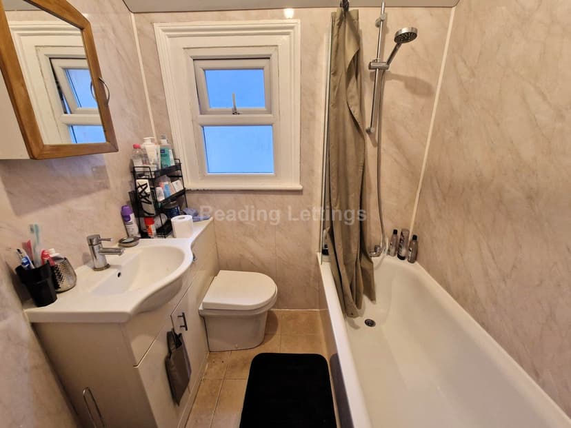 GRANGE AVENUE - Image 15