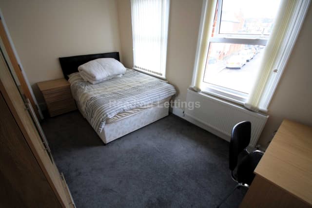 GRANGE AVENUE - MOST BILLS INCLUDED - Image 14