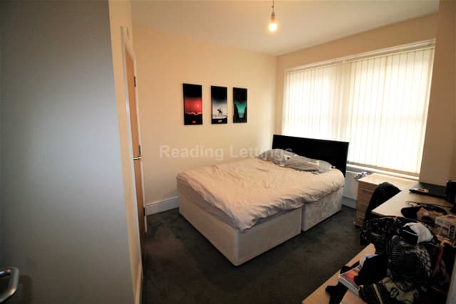 GRANGE AVENUE - MOST BILLS INCLUDED - Image 2