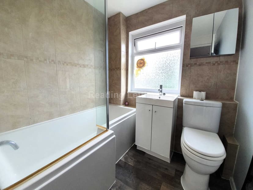 SPRING TERRACE - Image 11