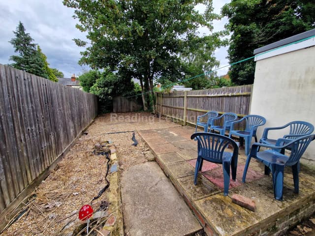 DE BEAUVOIR ROAD - Image 5