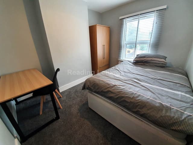 DE BEAUVOIR ROAD - Image 7