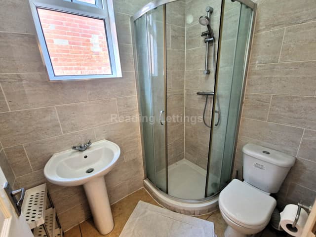 CRESCENT ROAD - Image 15