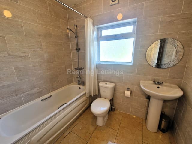 CRESCENT ROAD - Image 16