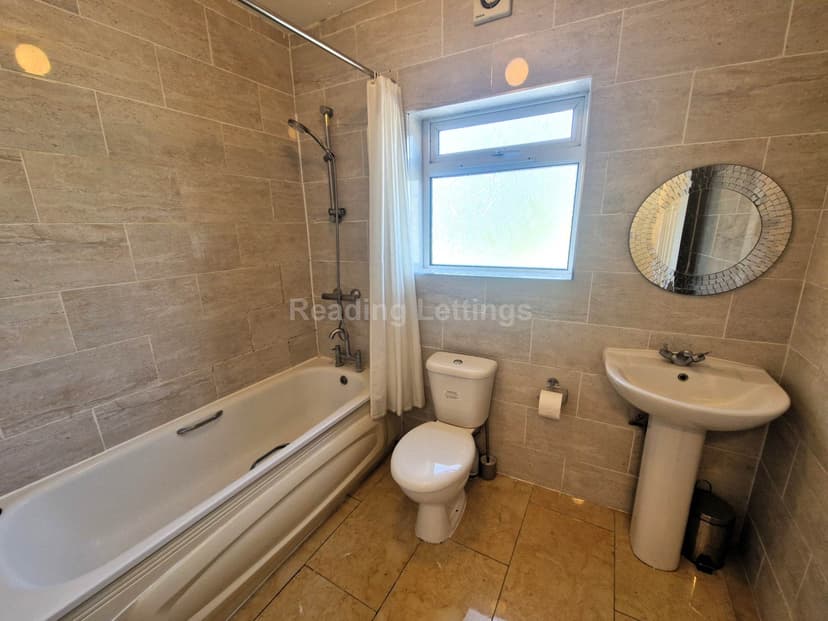 CRESCENT ROAD - Image 16