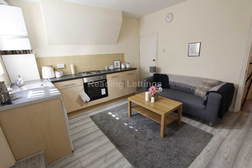 ADDINGTON ROAD - Image 1