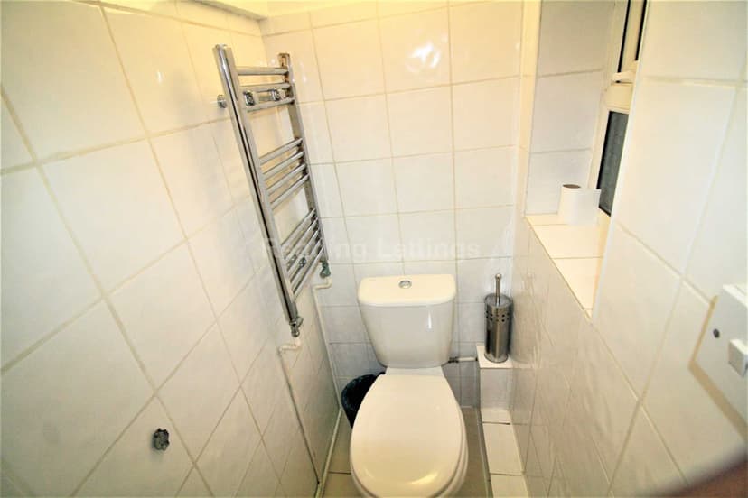 ADDINGTON ROAD - Image 4