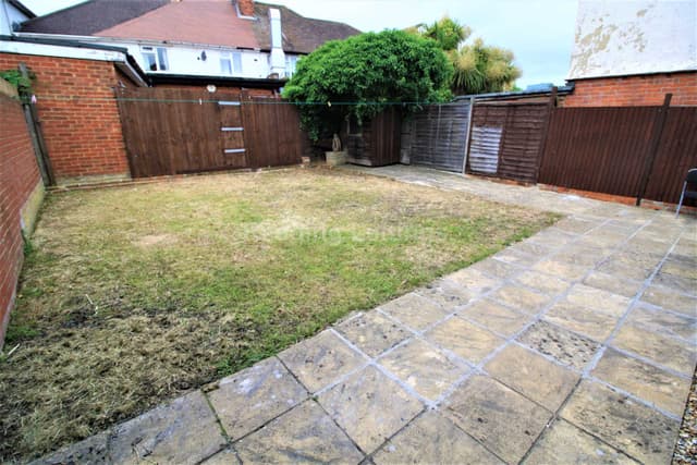 ST. PETERS ROAD - Image 12