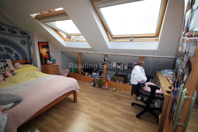 DONNINGTON ROAD - Image 12