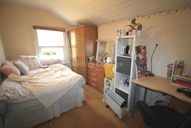 DONNINGTON ROAD - Image 9