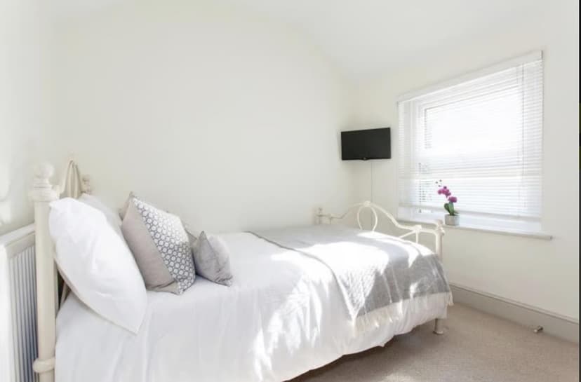 38 Daniel Street - Image 10