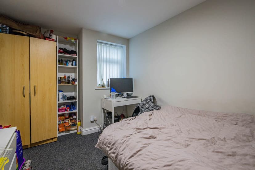 20 Treherbert Street - Image 11