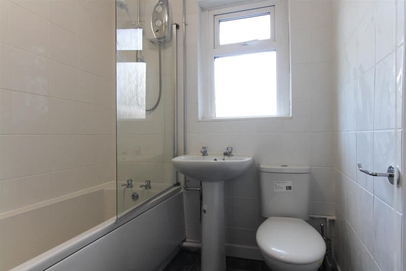 111 Malefant Street - Image 7