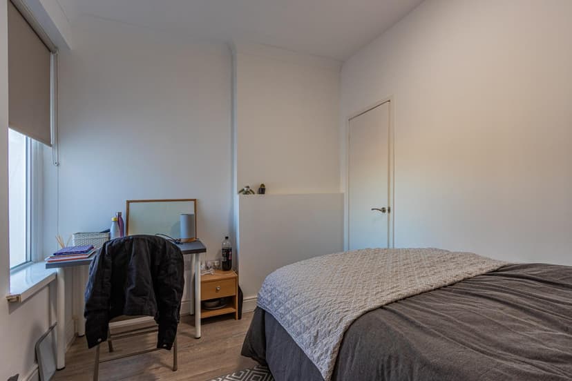 10 Brithdir Street - Image 12