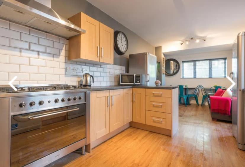 15 Keppoch Street - Image 1