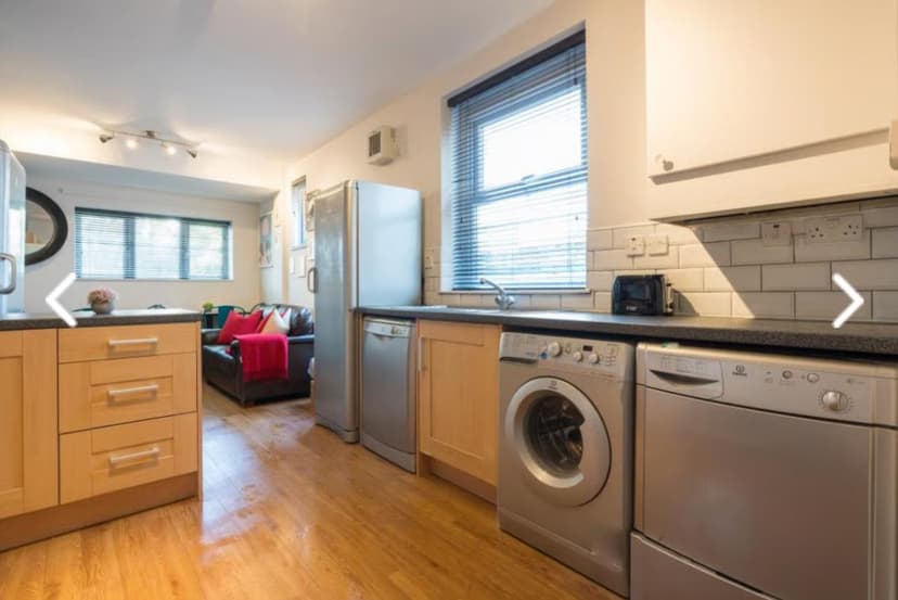 15 Keppoch Street - Image 2