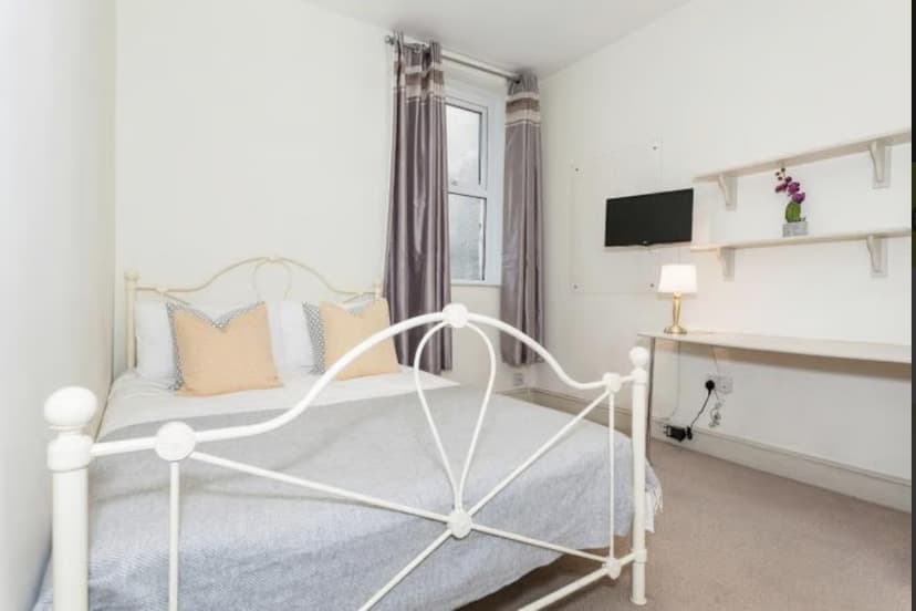 38 Daniel Street - Image 9